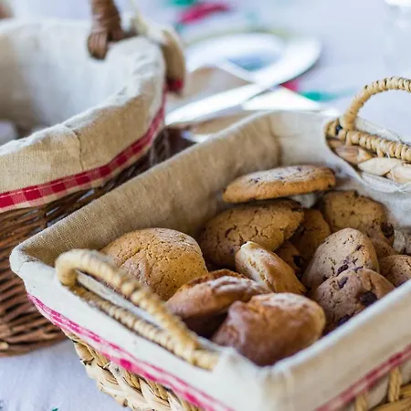 Poggio Dei Prugnoli 3* Tavoleto